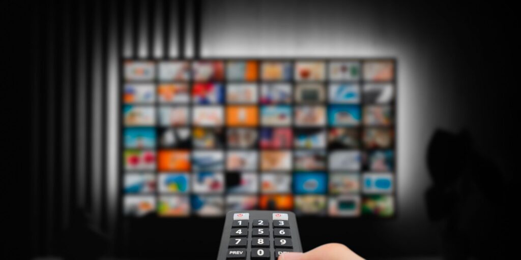 tv remote and streaming services beginners guide to streaming for seniors